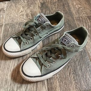 Low top converse